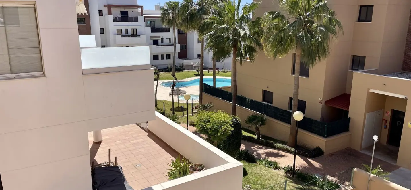 Venta de apartamento en planta media en La Cala 3