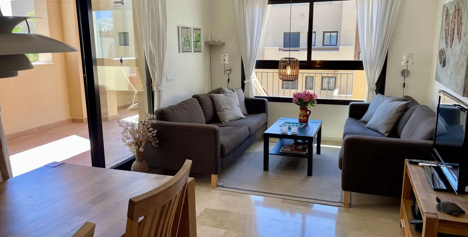 Sale of middle floor apartment in La Cala 10
