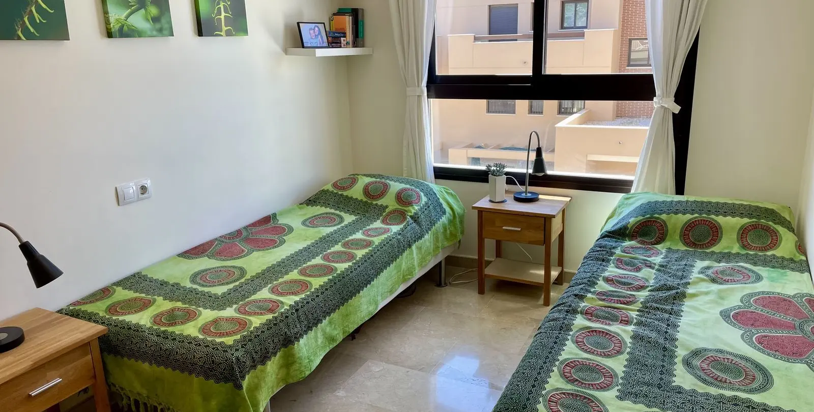 Sale of middle floor apartment in La Cala 16