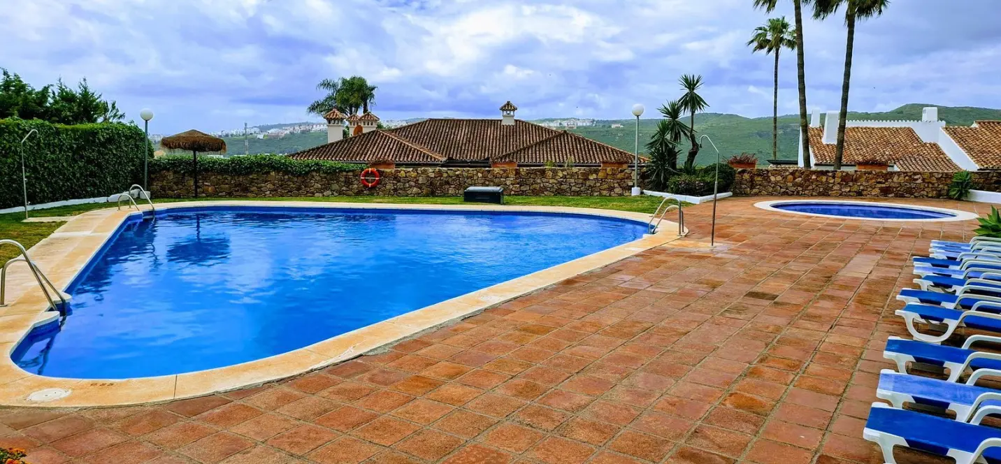 Venta de adosado en La Duquesa 4
