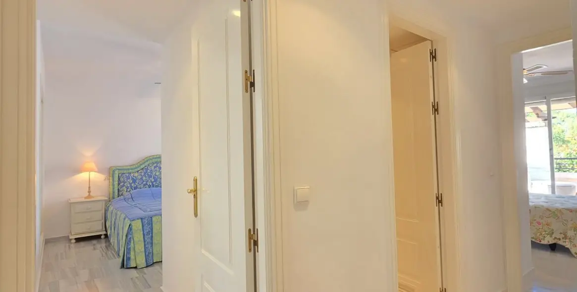 Продажа пентхауса в Benahavís 19