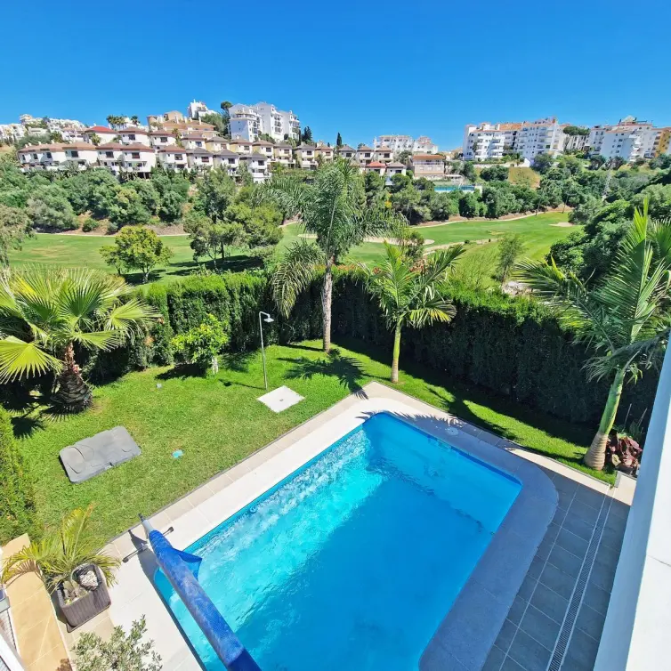 Venta de casa pareada en Riviera del Sol