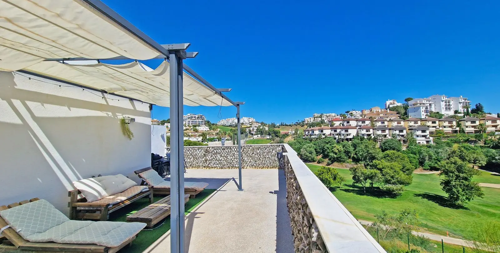 Venta de casa pareada en Riviera del Sol 43