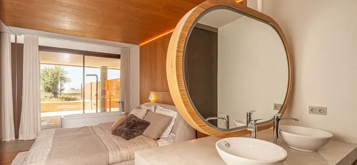 Venta de apartamento en planta media en Higueron 4