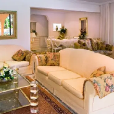 Short-term rent of detached villa in Puerto Banús