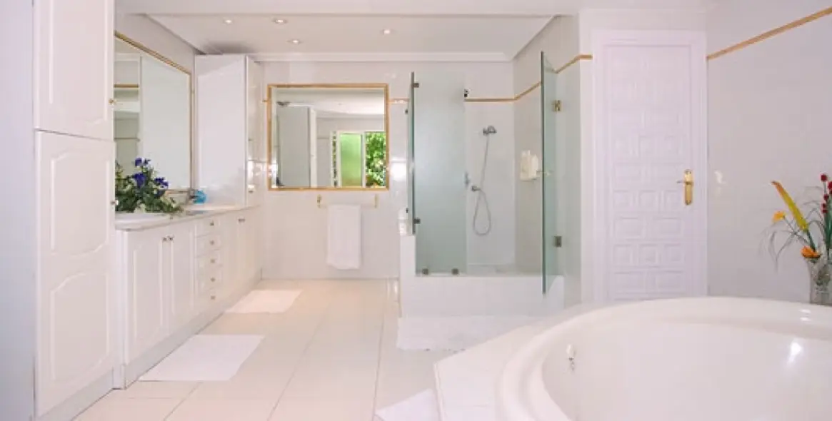 Short-term rent of detached villa in Puerto Banús 4