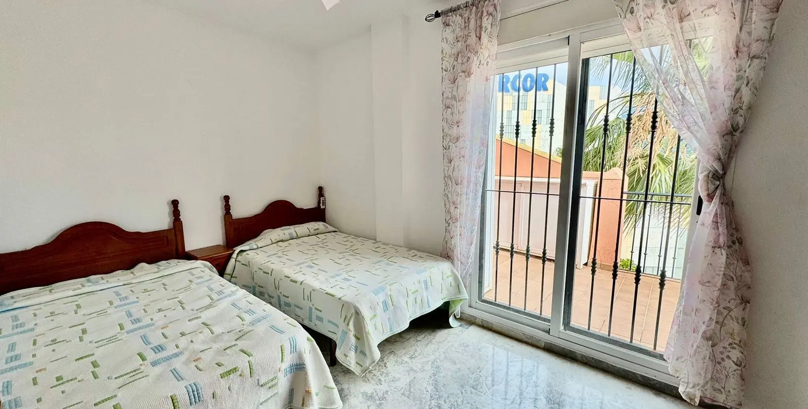 Venta de ático en Las Lagunas 9