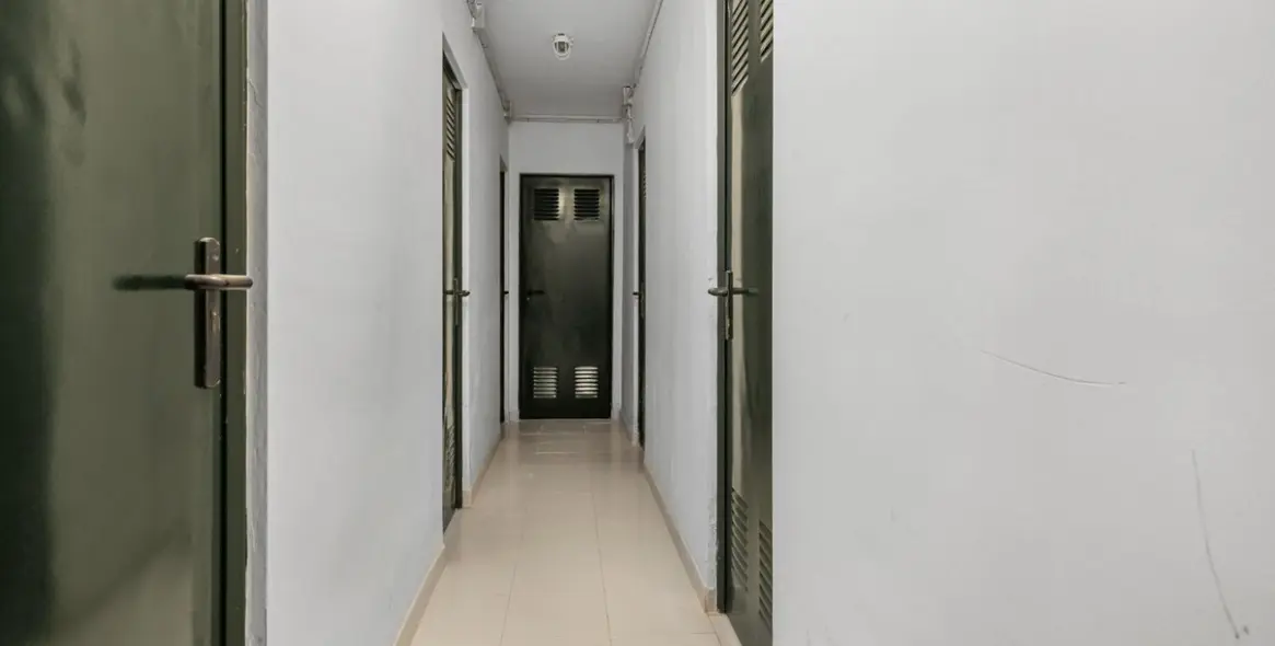 Sale of middle floor apartment in Torrequebrada 24