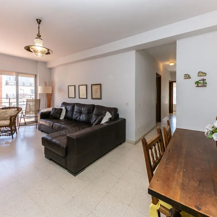 Venta de apartamento en planta media en Fuengirola