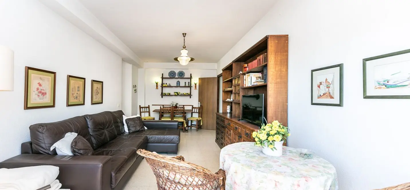 Venta de apartamento en planta media en Fuengirola 3
