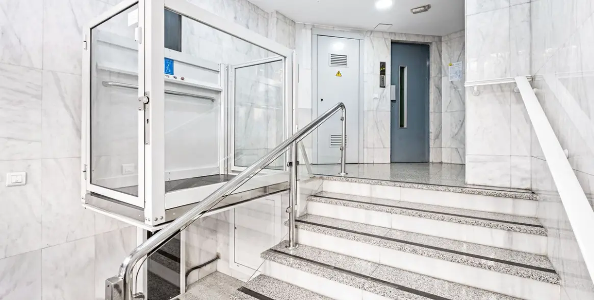 Продажа апартаментов на среднем этаже в Málaga Centro 20