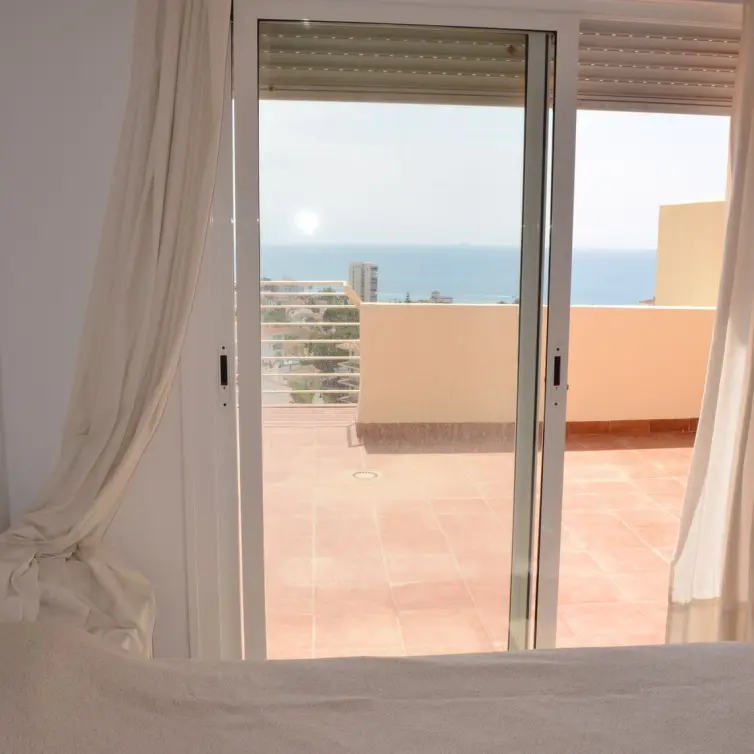 Sale of penthouse in Riviera del Sol