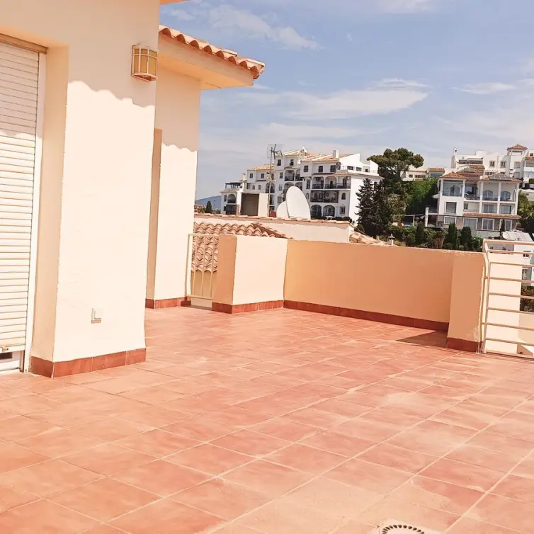 Sale of penthouse in Riviera del Sol