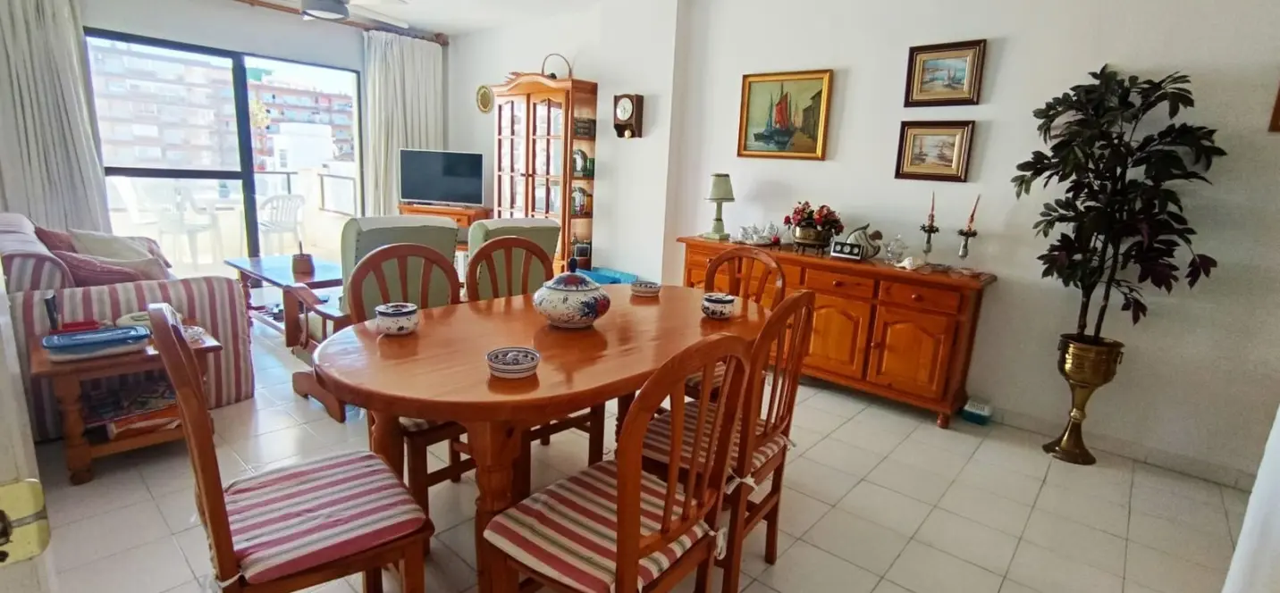 Venta de apartamento en planta media en Fuengirola 2