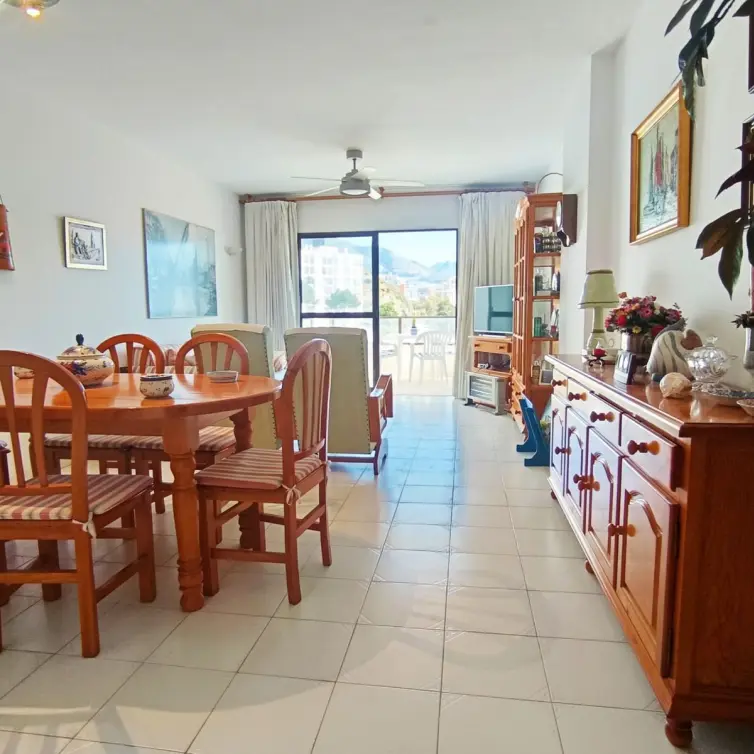 Venta de apartamento en planta media en Fuengirola