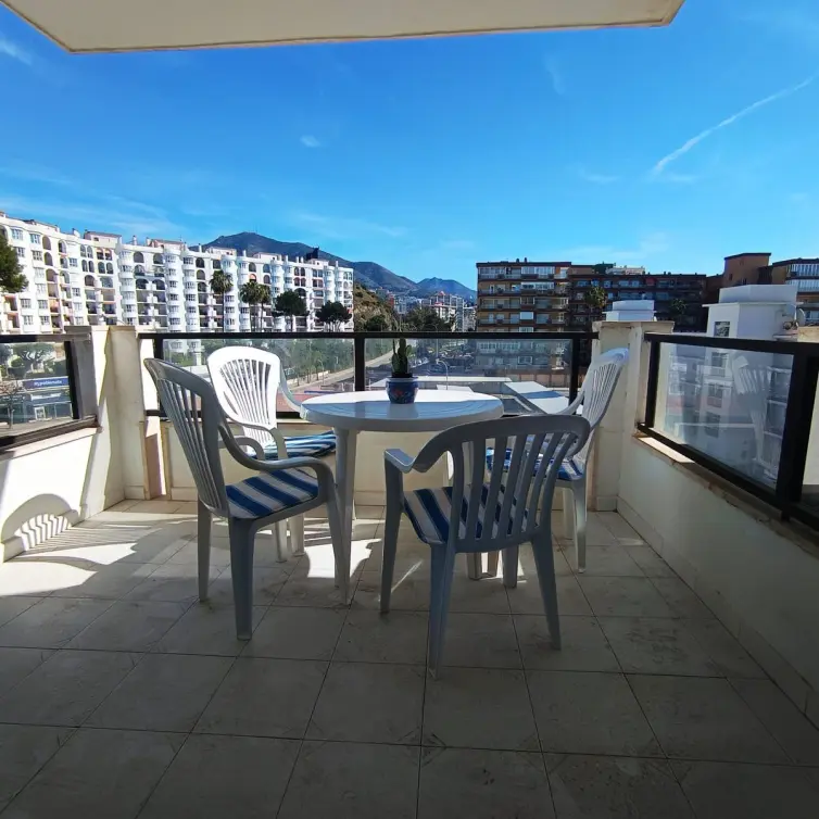 Venta de apartamento en planta media en Fuengirola