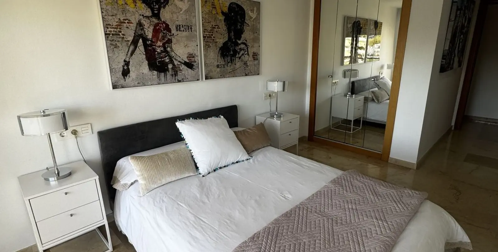 Продажа апартаментов на среднем этаже в Guadalmina Alta 19