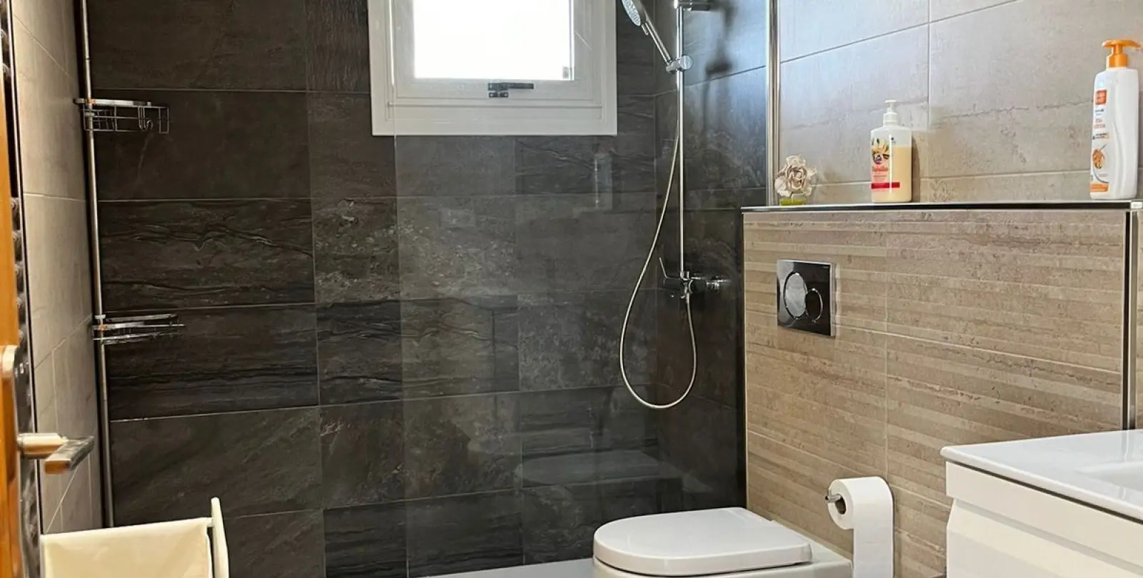 Продажа апартаментов на среднем этаже в Guadalmina Alta 20