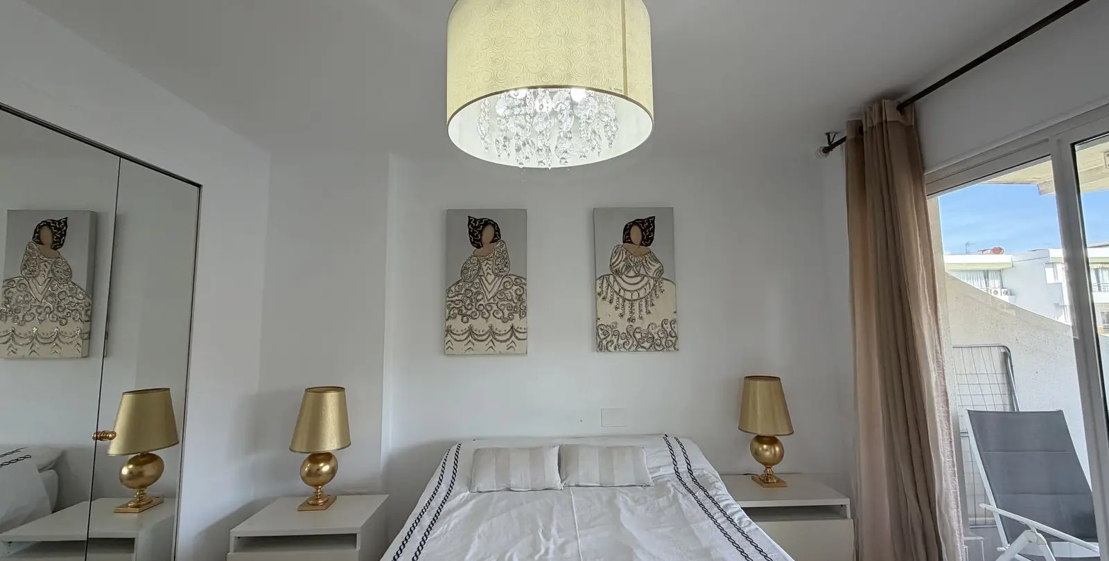 Venta de apartamento en planta media en Guadalmina Alta 30