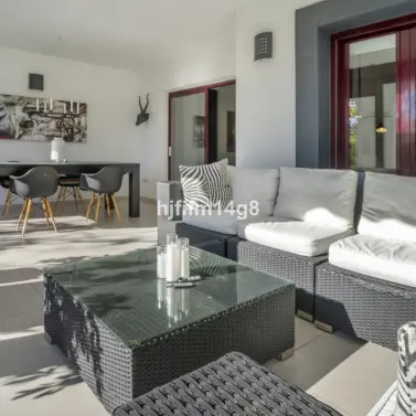 Sale of ground floor apartment in San Pedro de Alcántara