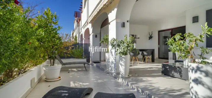 Sale of ground floor apartment in San Pedro de Alcántara 3