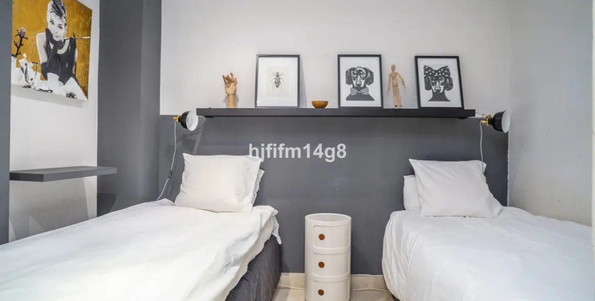Sale of ground floor apartment in San Pedro de Alcántara 16