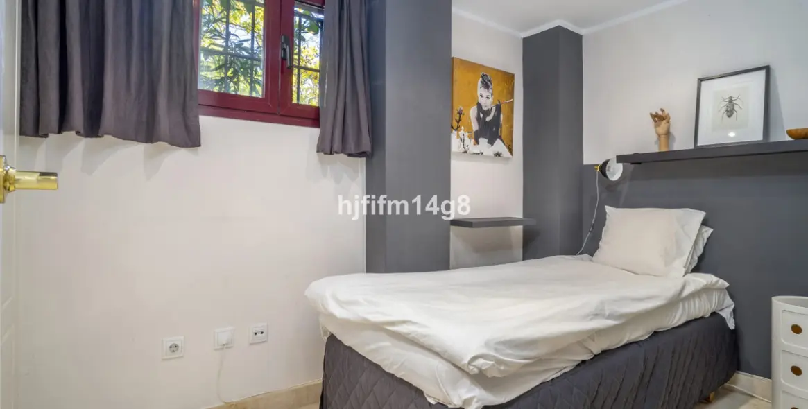 Sale of ground floor apartment in San Pedro de Alcántara 17