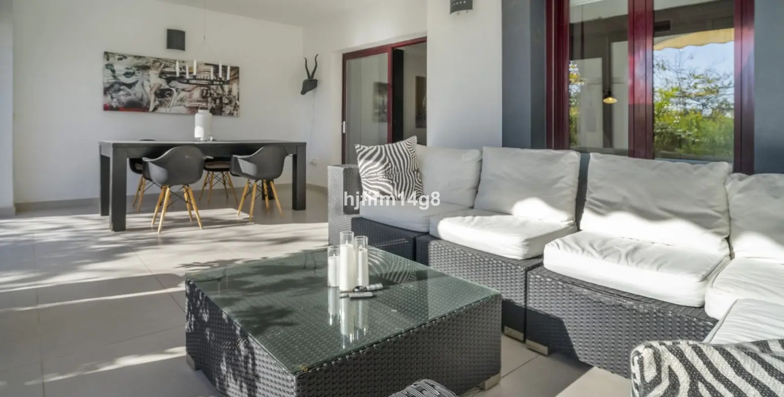 Venta de apartamento en planta baja en San Pedro de Alcántara 3