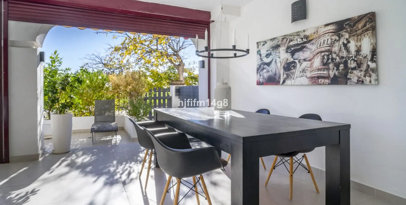 Venta de apartamento en planta baja en San Pedro de Alcántara 21
