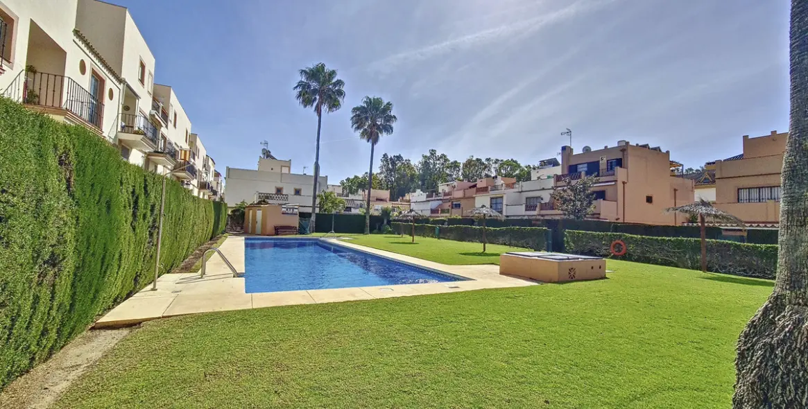 Продажа таунхауса в Estepona 34