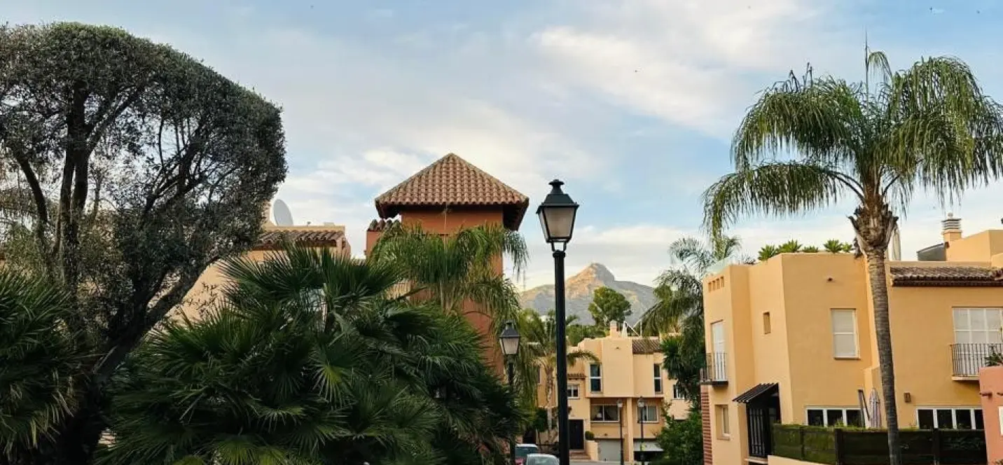 Sale of townhouse in Nueva Andalucía 2