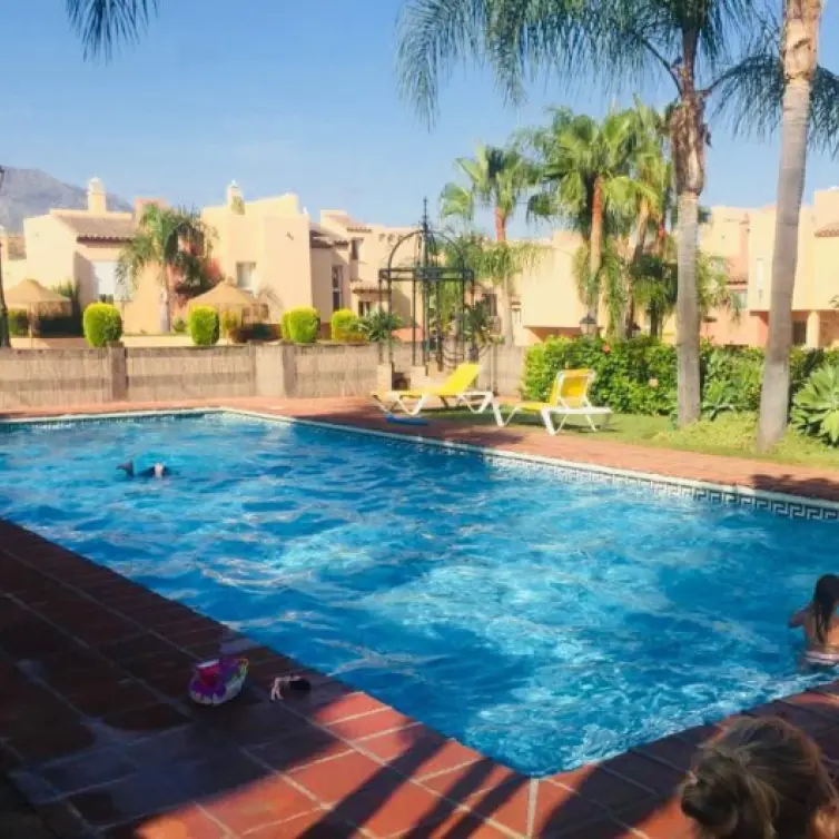 Sale of townhouse in Nueva Andalucía