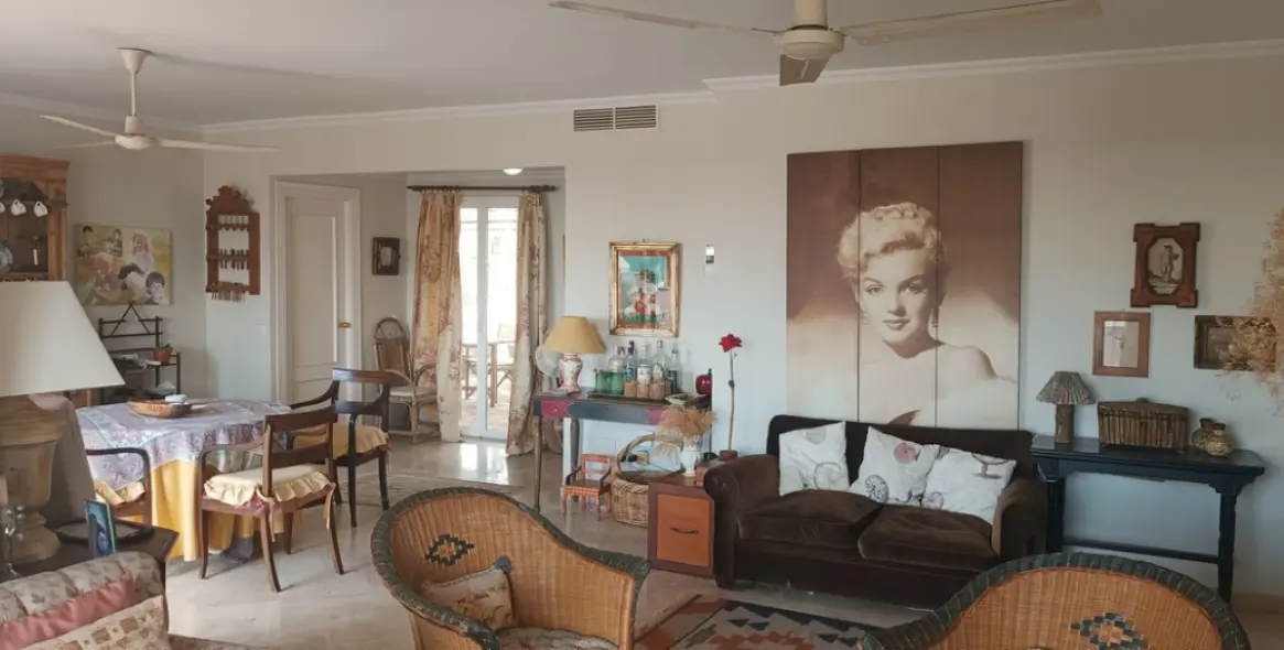 Продажа двухуровневого пентхауса в Guadalmina Alta 3