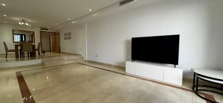 Продажа апартаментов на среднем этаже в Puerto Banús 3