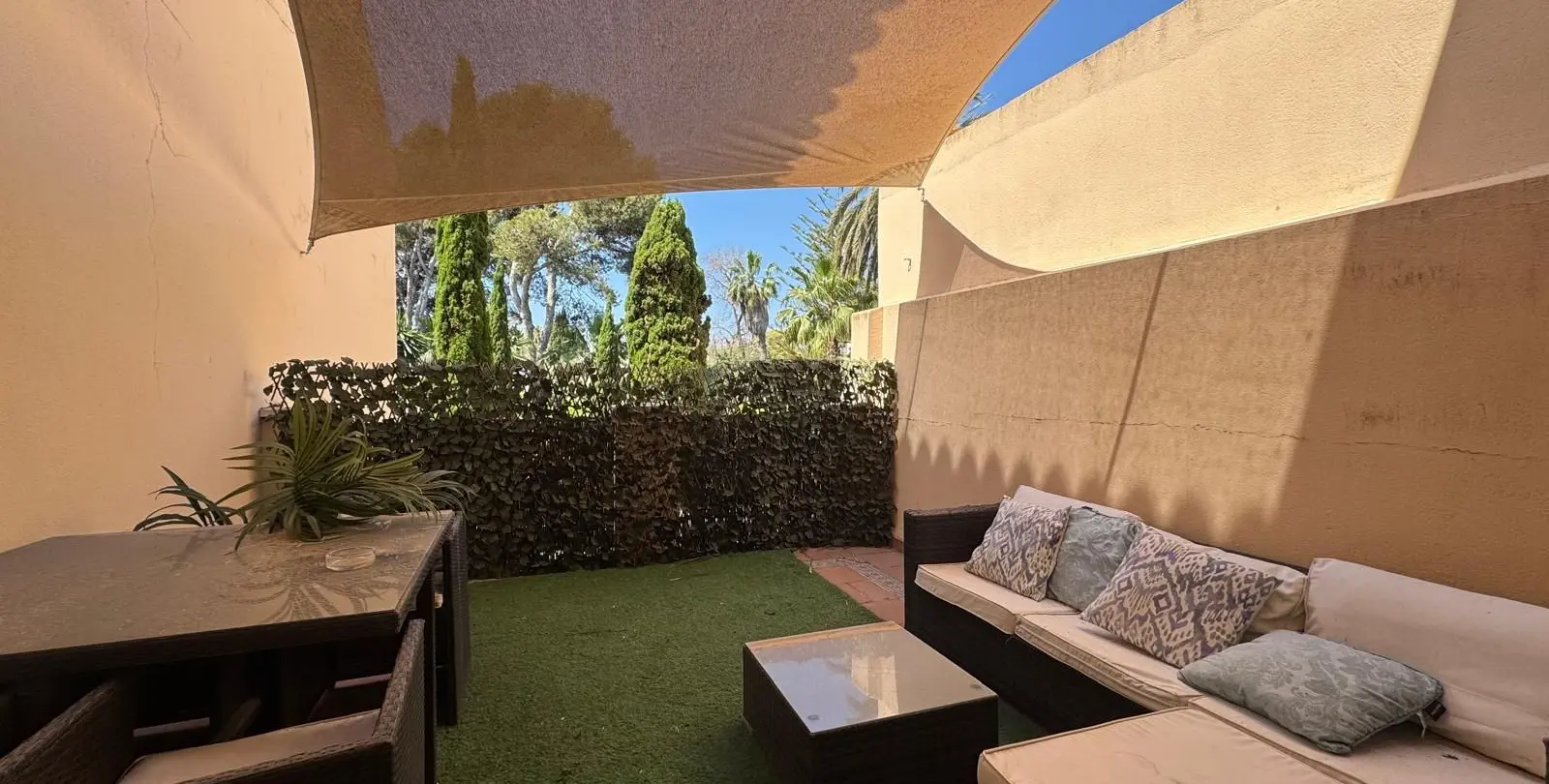 Продажа апартаментов на среднем этаже в Puerto Banús 6