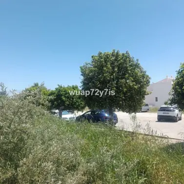 Sale of residential plot in Estepona