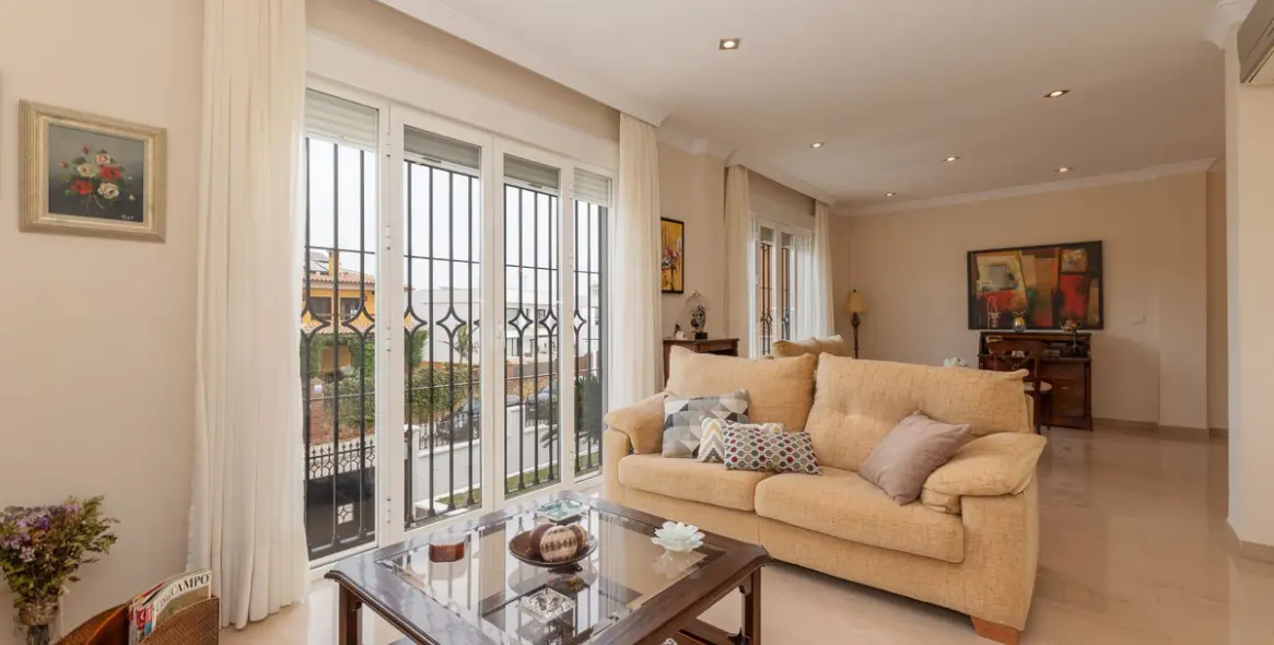 Venta de villa independiente en Málaga 39