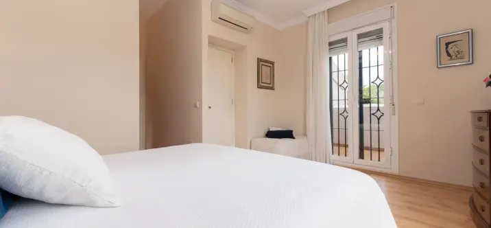 Sale of detached villa in Málaga 3