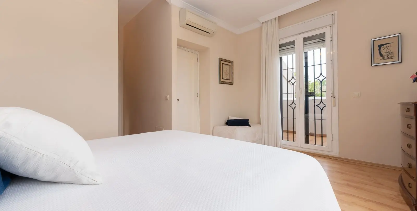 Sale of detached villa in Alhaurín de la Torre 5