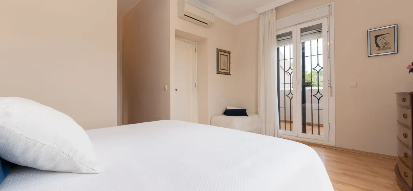 Продажа  отдельно стоящей виллы в Alhaurín de la Torre 4