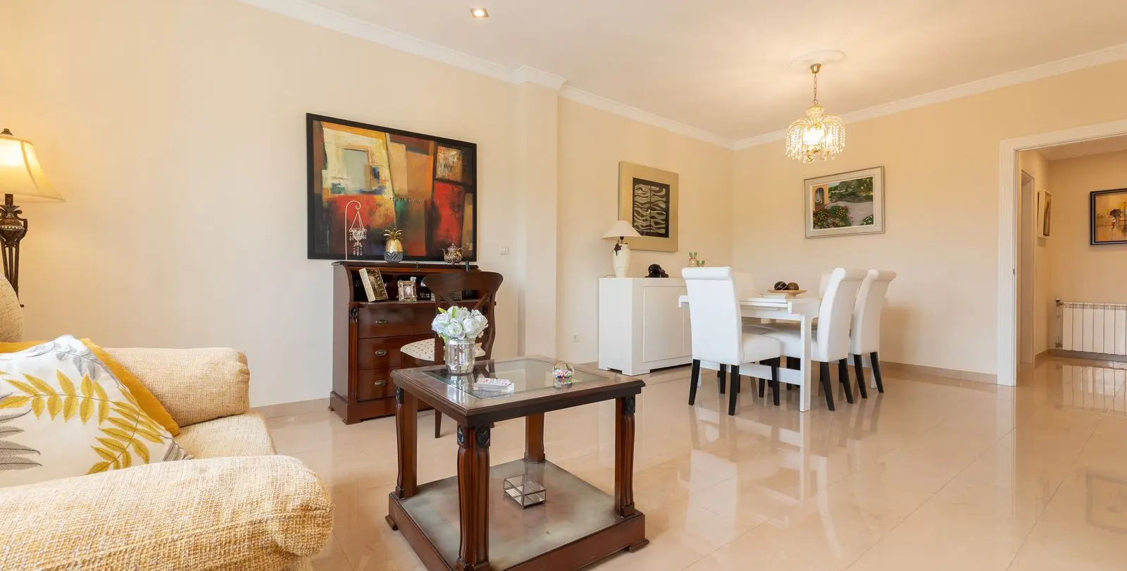 Sale of detached villa in Alhaurín de la Torre 40