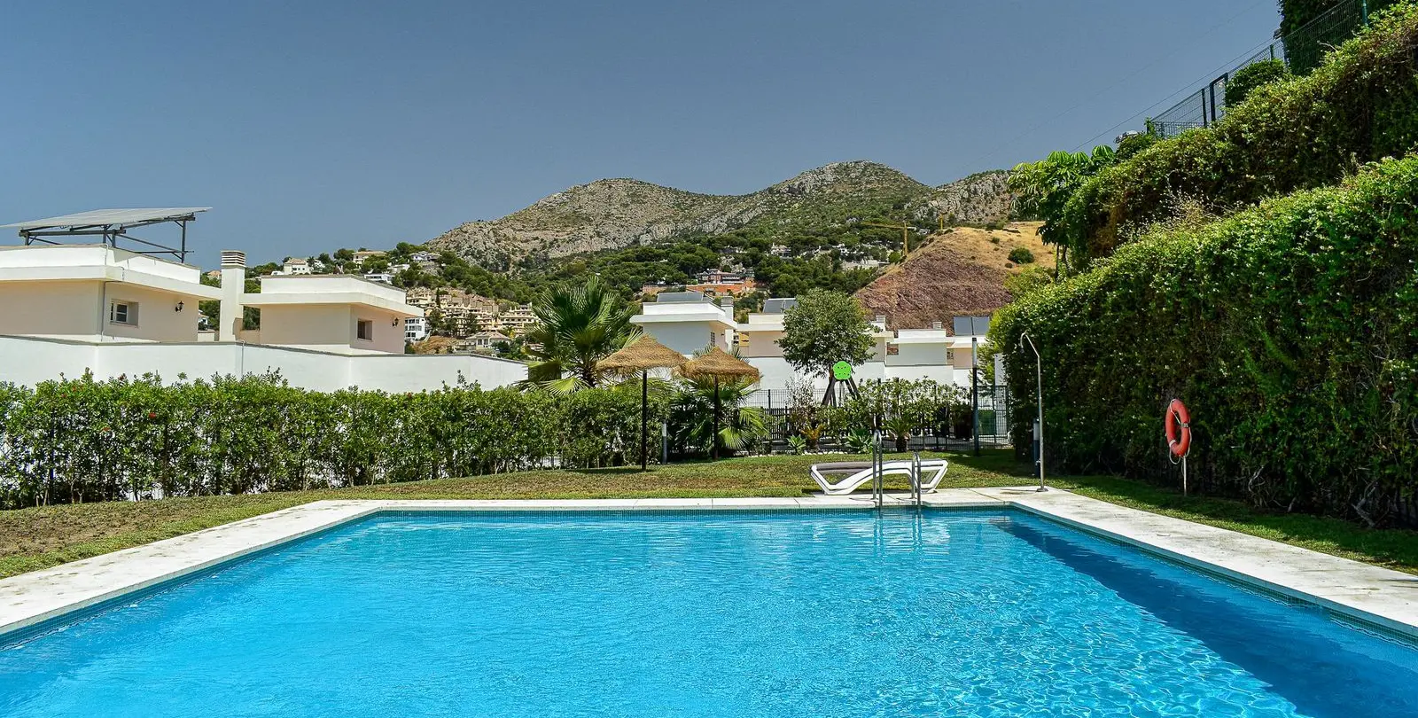 Sale of townhouse in Málaga 17