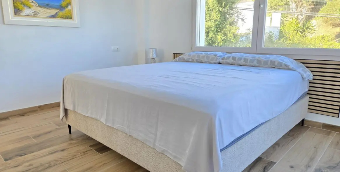 Sale of detached villa in El Faro 20