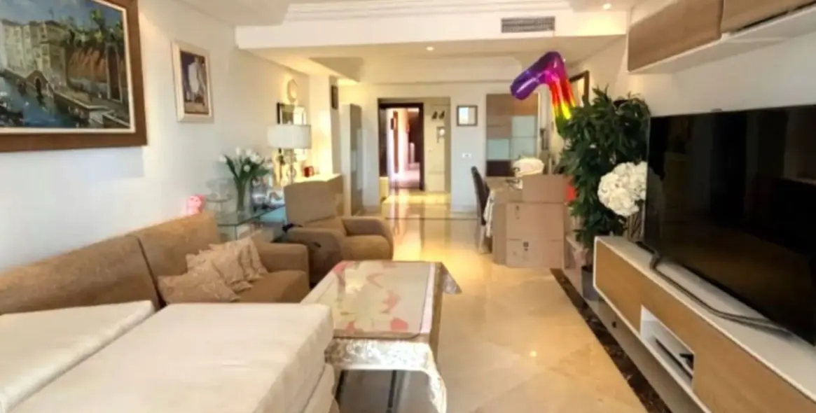 Sale of ground floor apartment in Estepona 8