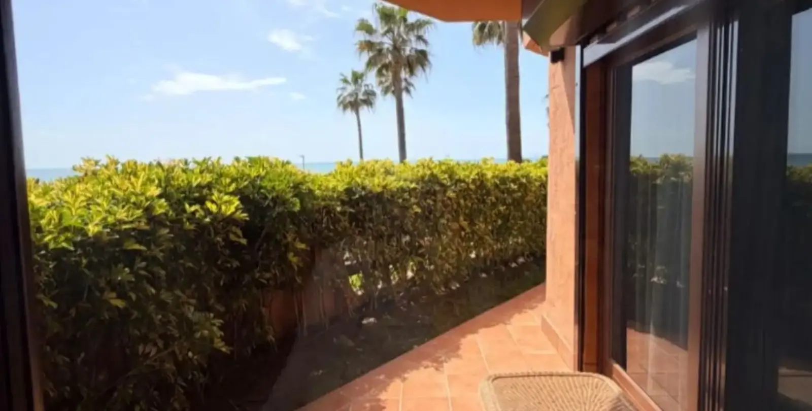 Venta de apartamento en planta baja en Estepona 7