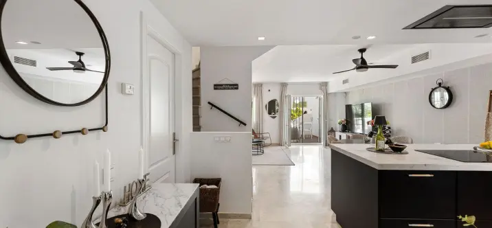 Sale of townhouse in Nueva Andalucía 3
