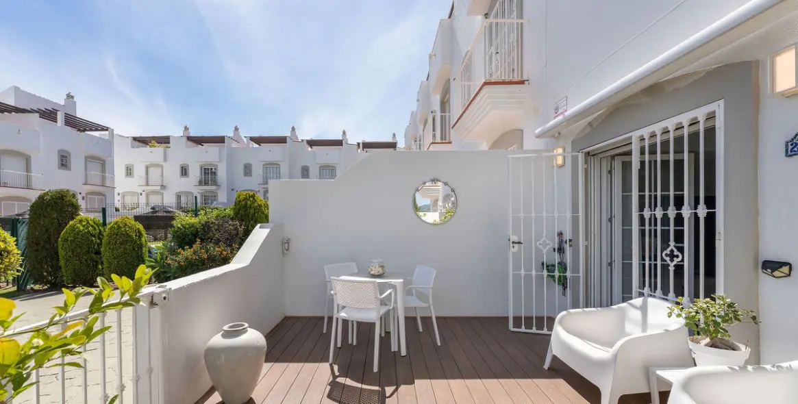 Sale of townhouse in Nueva Andalucía 14