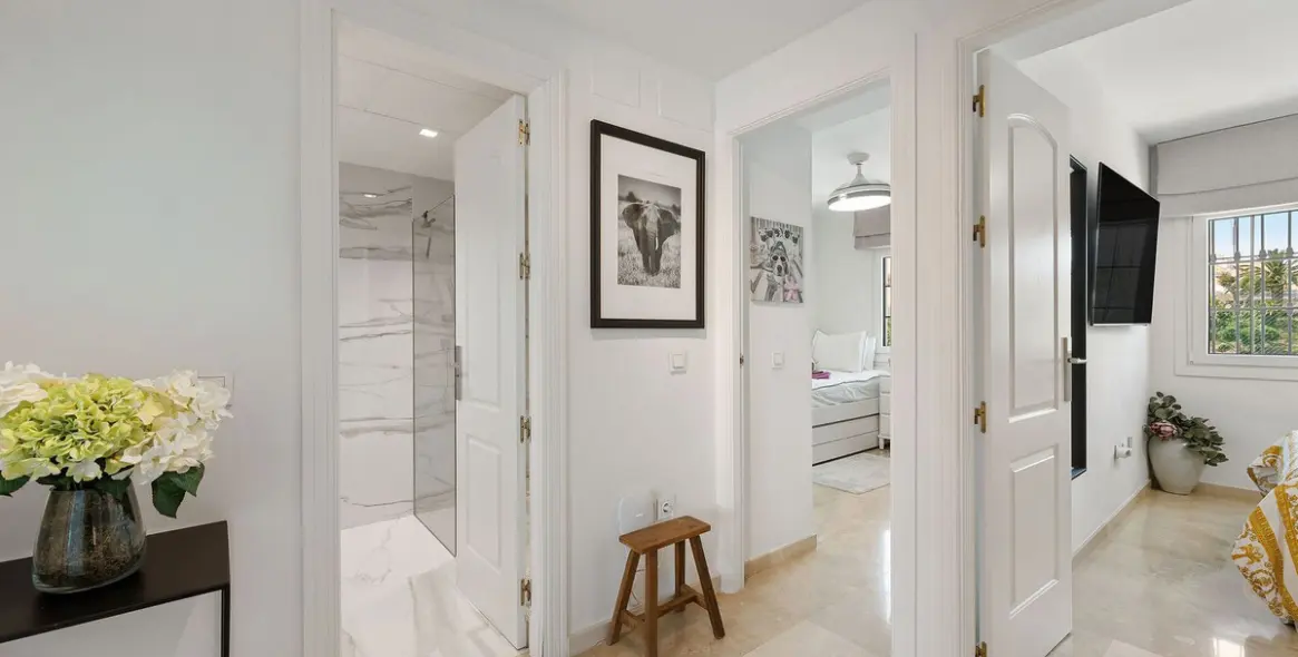 Sale of townhouse in Nueva Andalucía 17