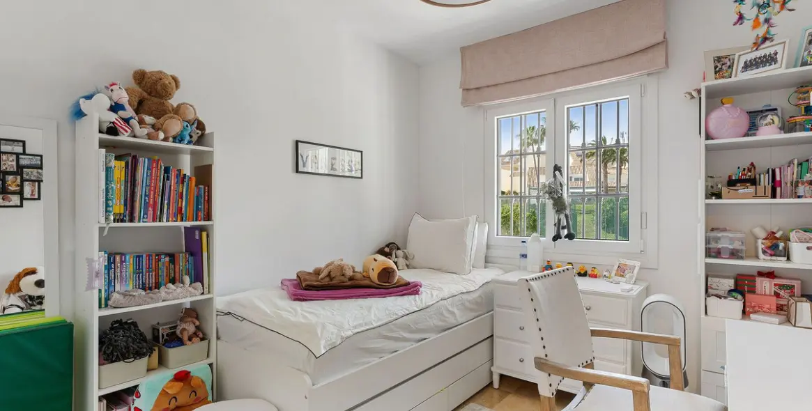 Sale of townhouse in Nueva Andalucía 22