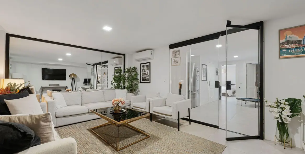 Sale of townhouse in Nueva Andalucía 23